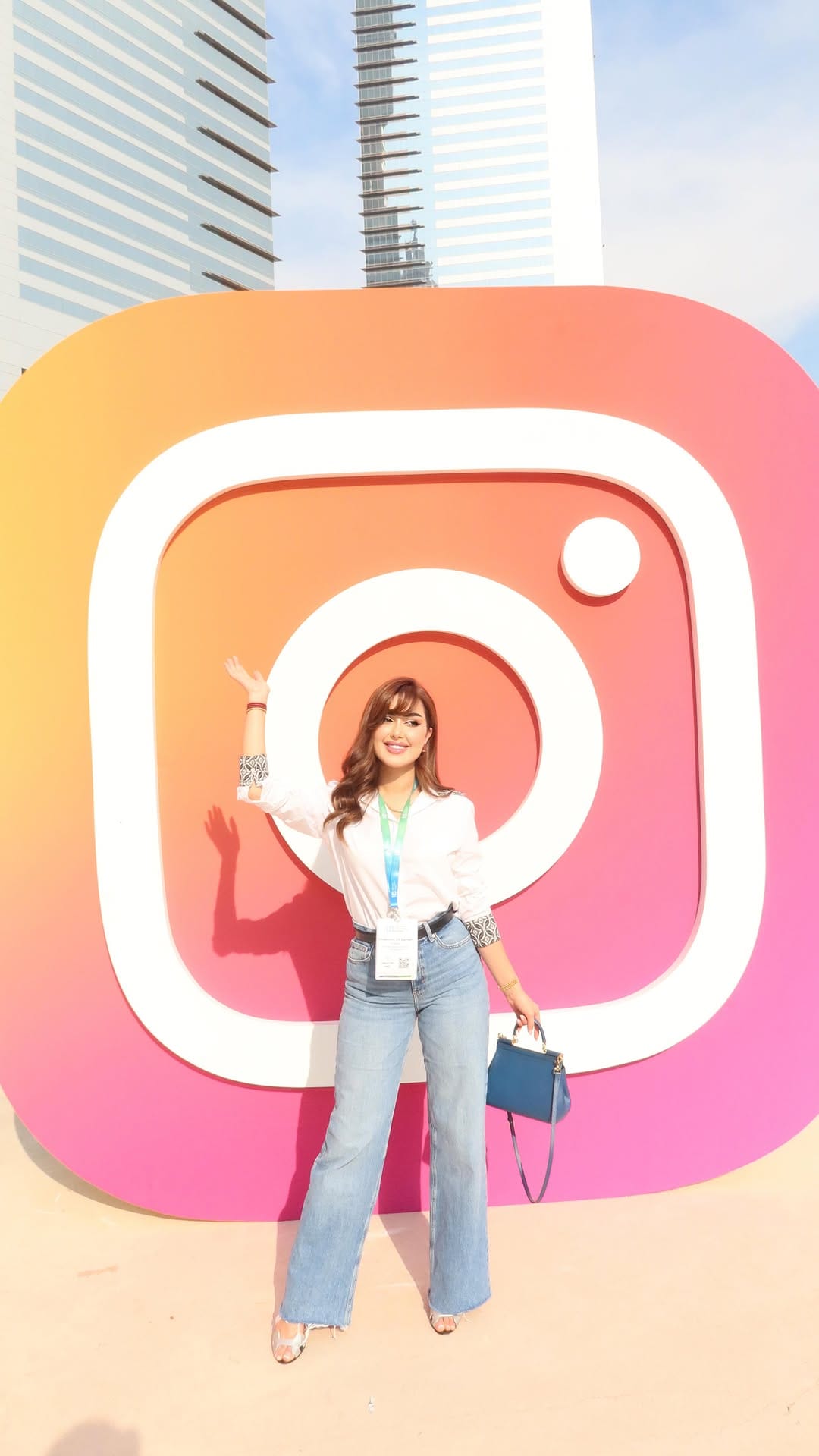 Post 4 by Taraneh Zamani ترانه زماني on Instagram (video)