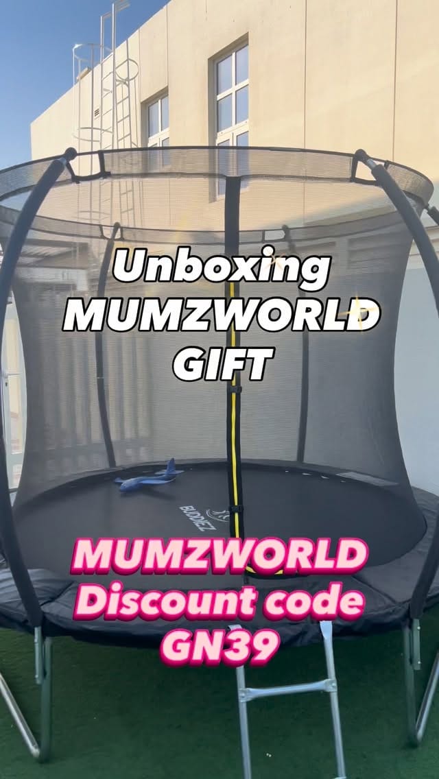 Post 4 by 𝓝𝓸𝓸𝓷𝓪’𝓼 𝓦𝓸𝓻𝓵𝓭 on Instagram (video)