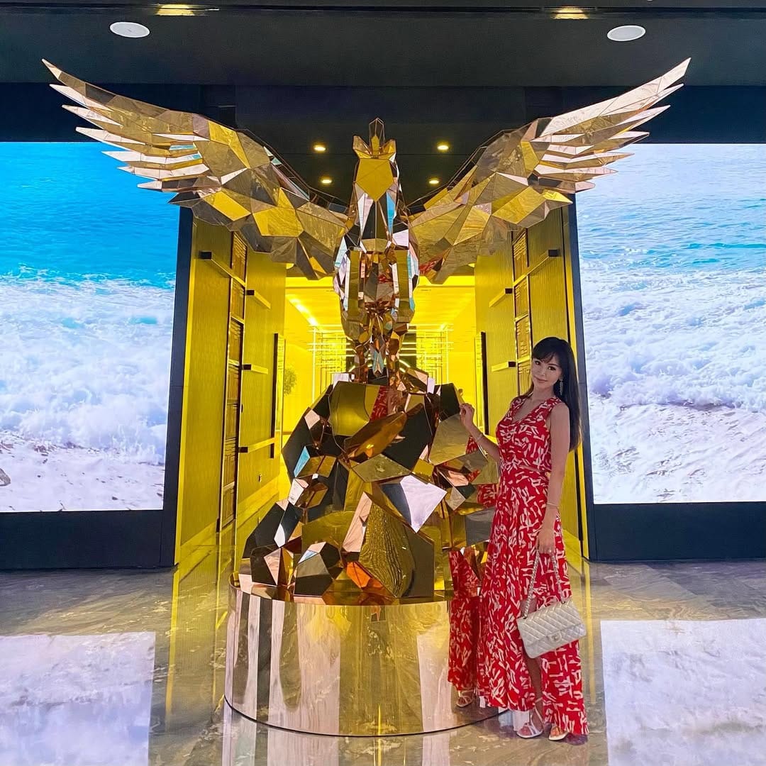 Post 10 by ♕ 𝓡𝓲𝓮 ♕ on Instagram (carousel)