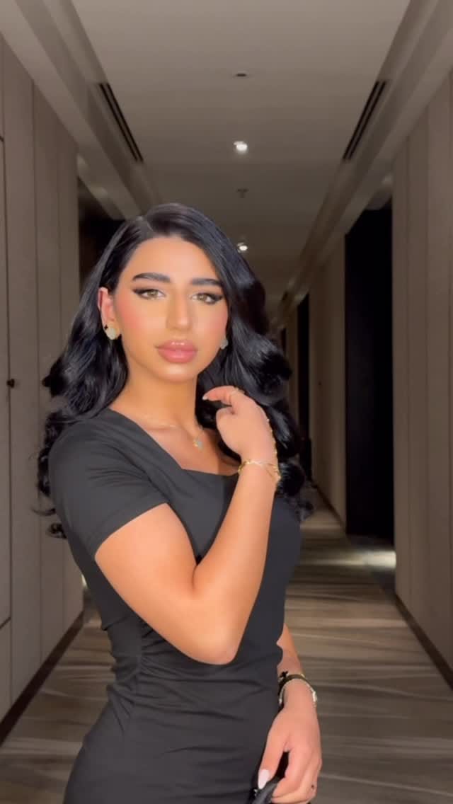 Post 3 by ʀᴀᴡᴀɴ ᴀʟᴢʜʀᴀɴɪ|ارتست الرياض 🇸🇦 on Instagram (video)