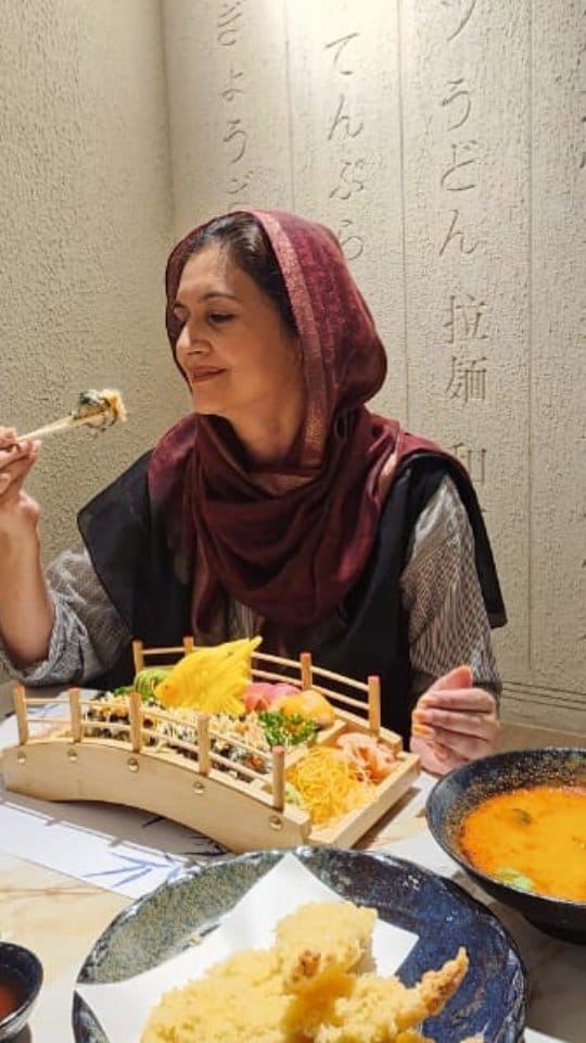 Post 8 by Naina Shakeb on Instagram (video)