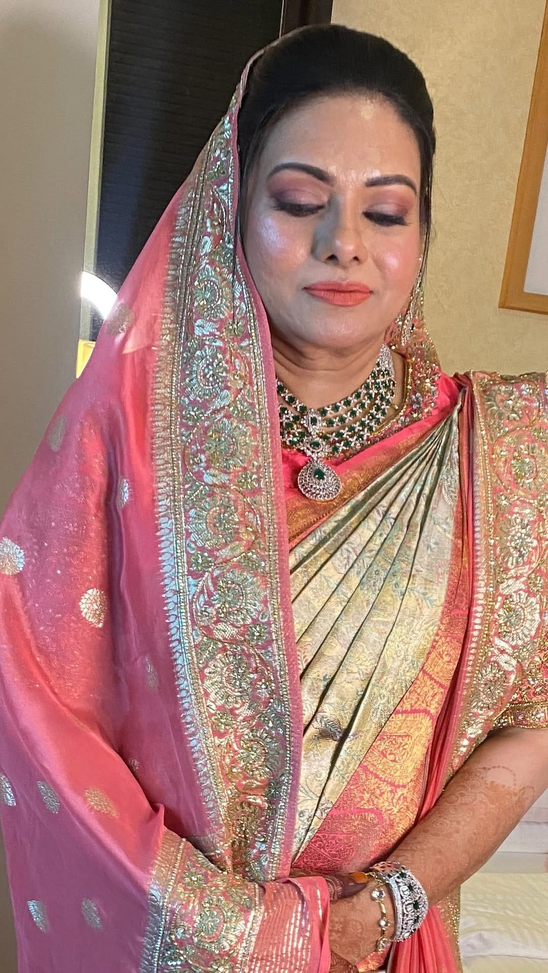 Post 3 by Athiya Tasneem on Instagram (video)