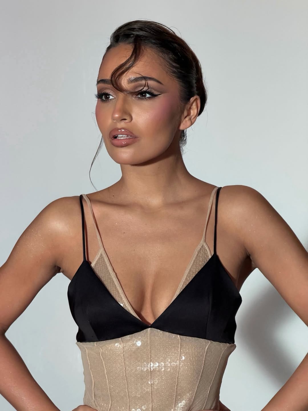 Post 7 by Gross Valentina makeup artist Paris Dubai Moscow on Instagram (carousel)