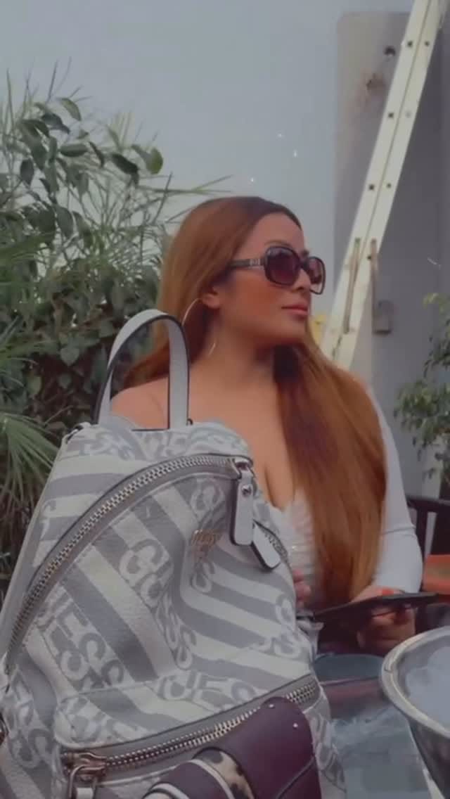 Post 5 by Zaara Ghazi | BEAUTY INFLUENCER on Instagram (video)