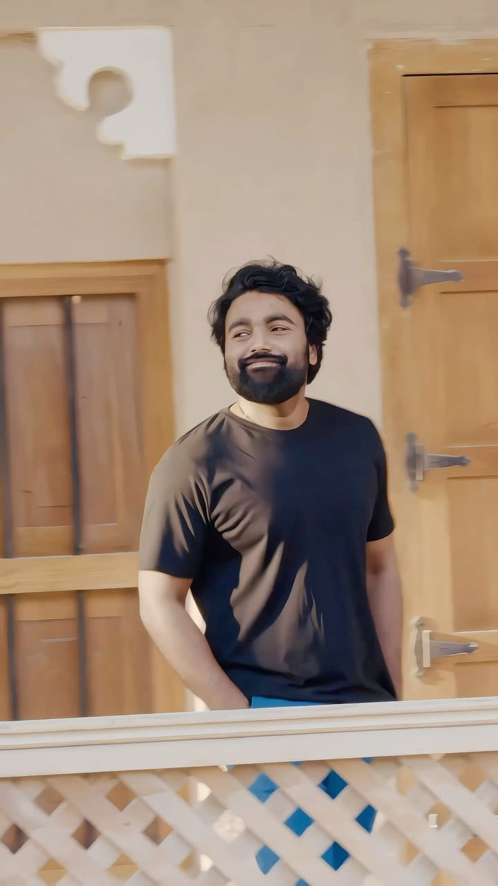 Post 10 by Rejeesh Rajankutty on Instagram (video)