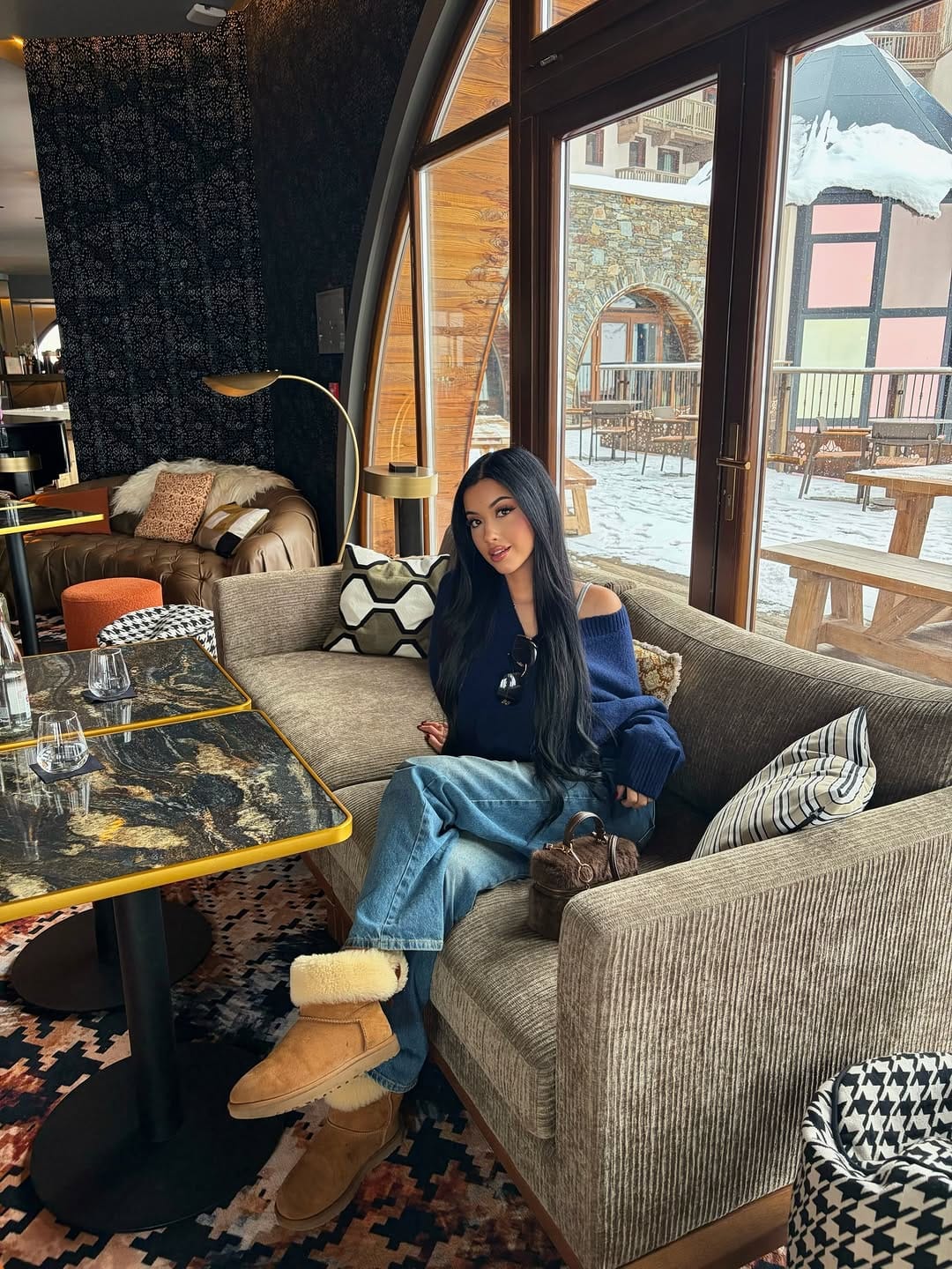 Post 2 by Julia Rodriguez on Instagram (carousel)