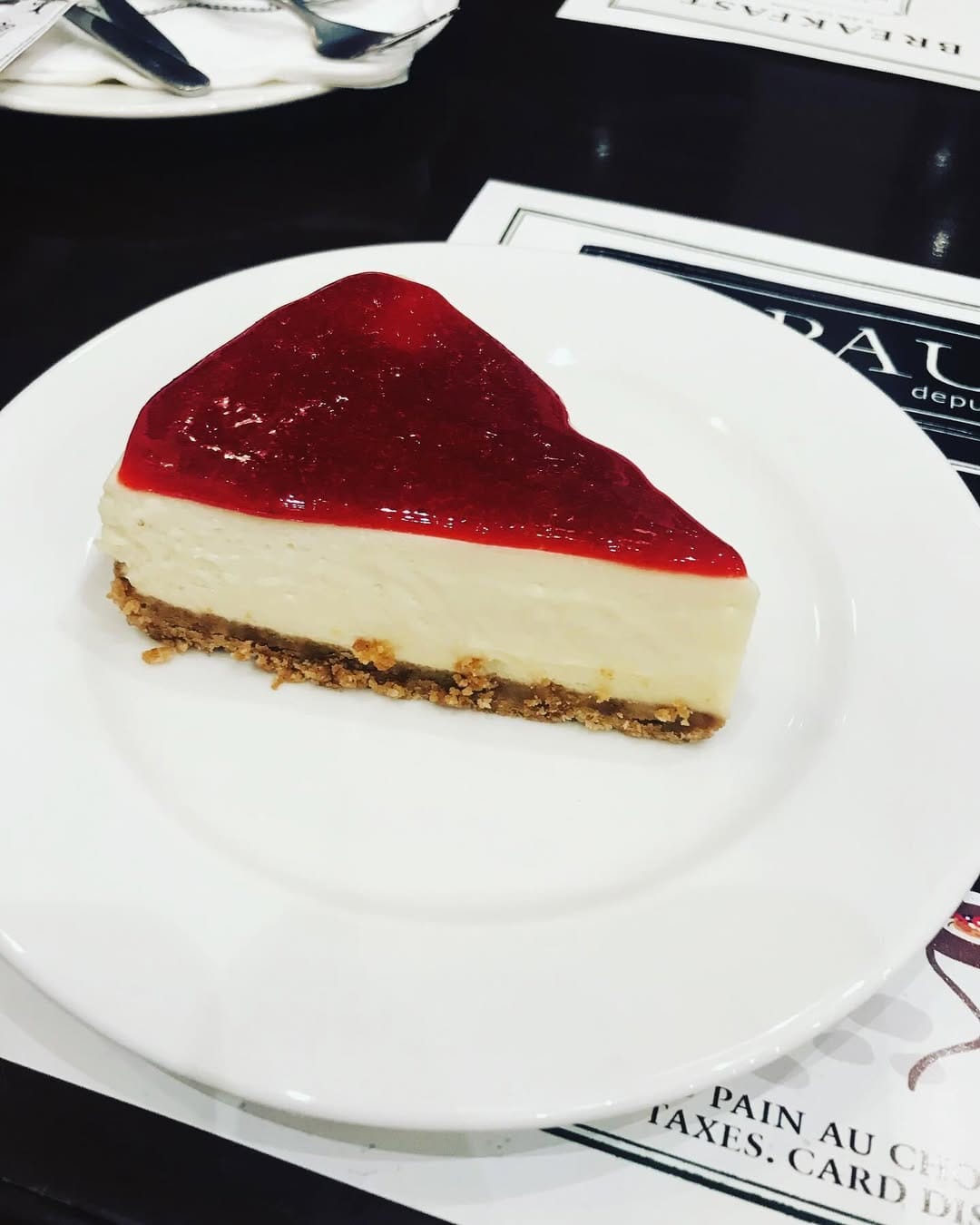 Post 6 by Unaiza Talal on Instagram (image)