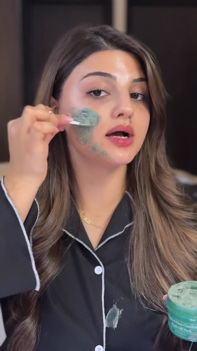 Post 6 by LANA | Beauty Content Creator 🎀💄 on Instagram (video)