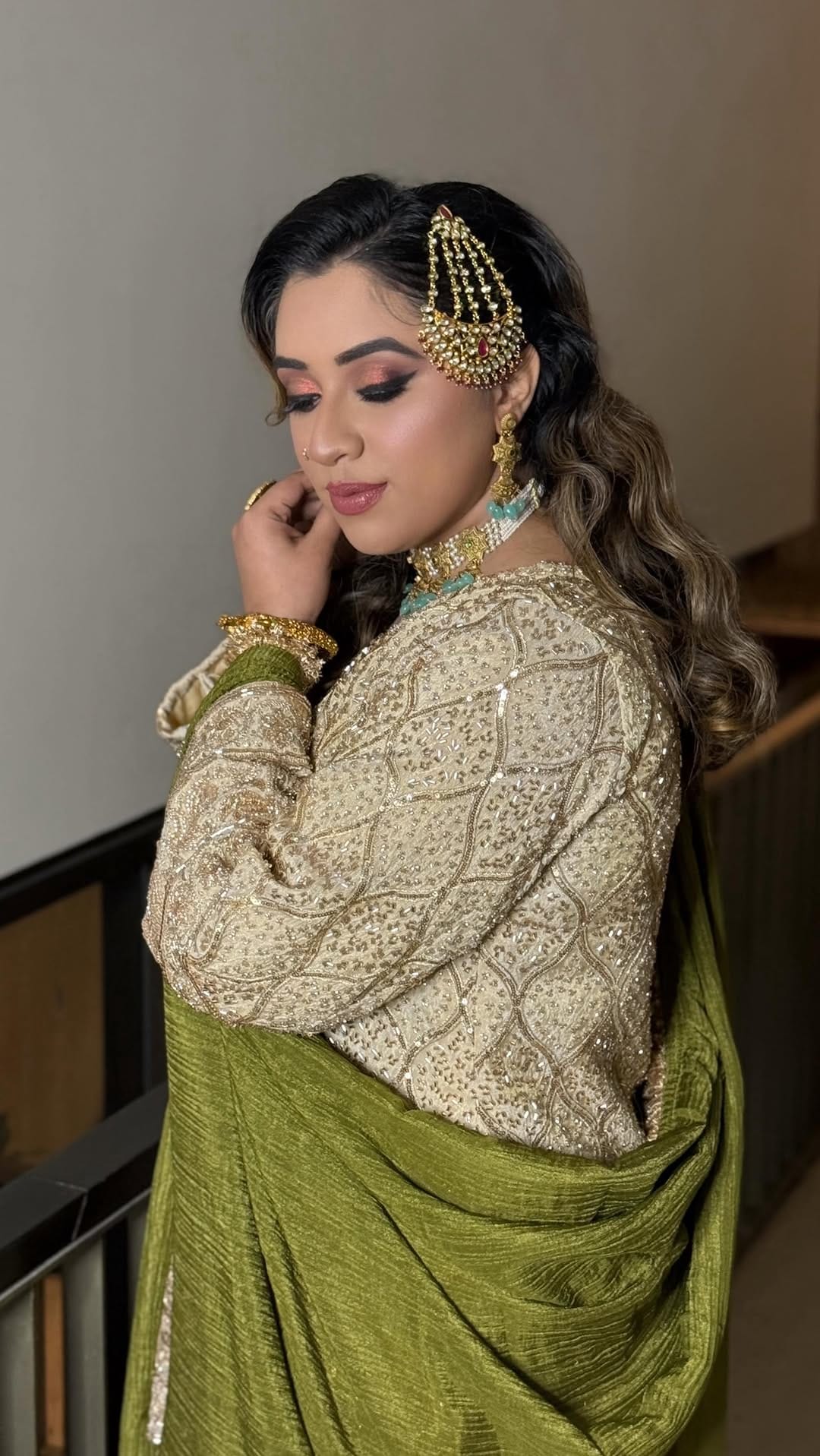 Post 3 by Diya Guglani | Ludhiana | Professional Bridal Makeup Artist on Instagram (video)