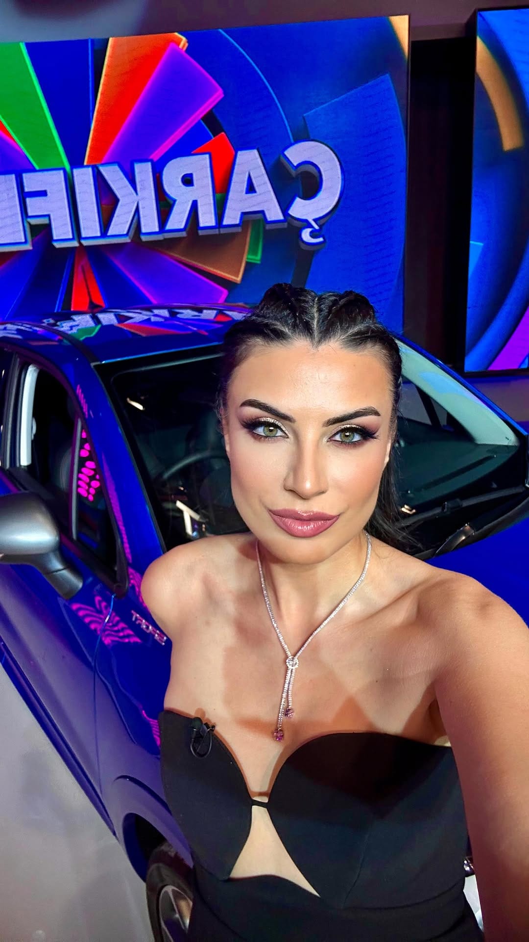 Post 4 by Duygu Çakmak on Instagram (video)