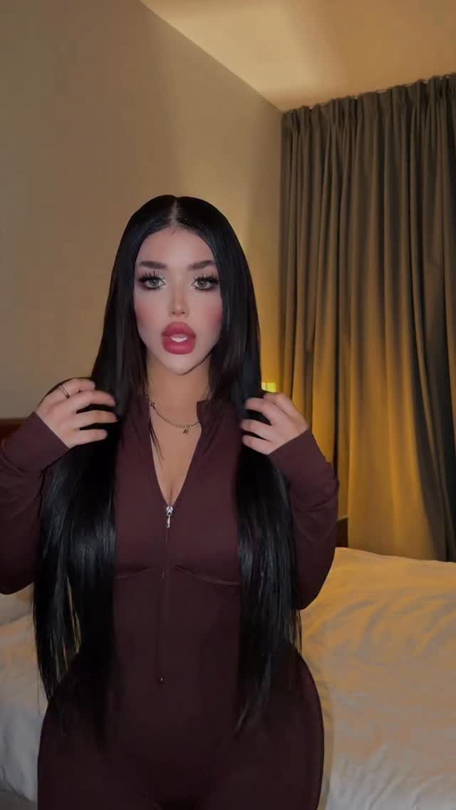 Post 2 by Nina❄️🧿 on Instagram (video)