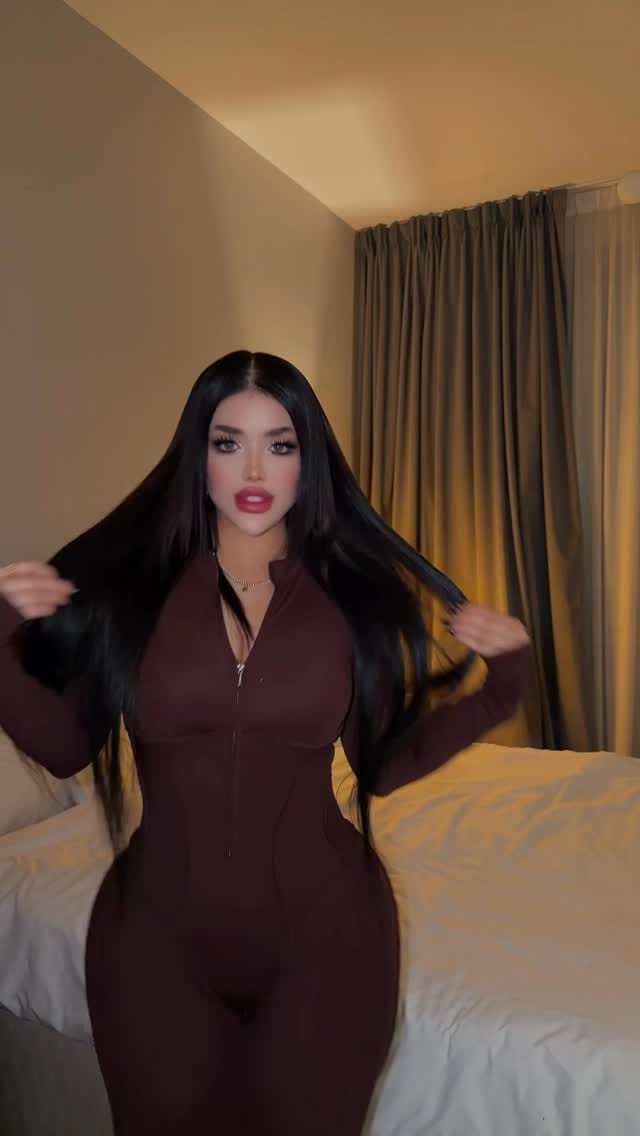 Post 6 by Nina❄️🧿 on Instagram (video)