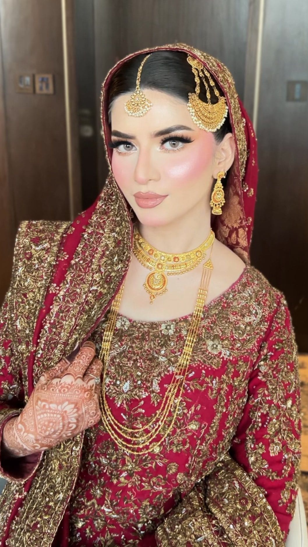 Post 6 by Mahwish Shahid on Instagram (video)