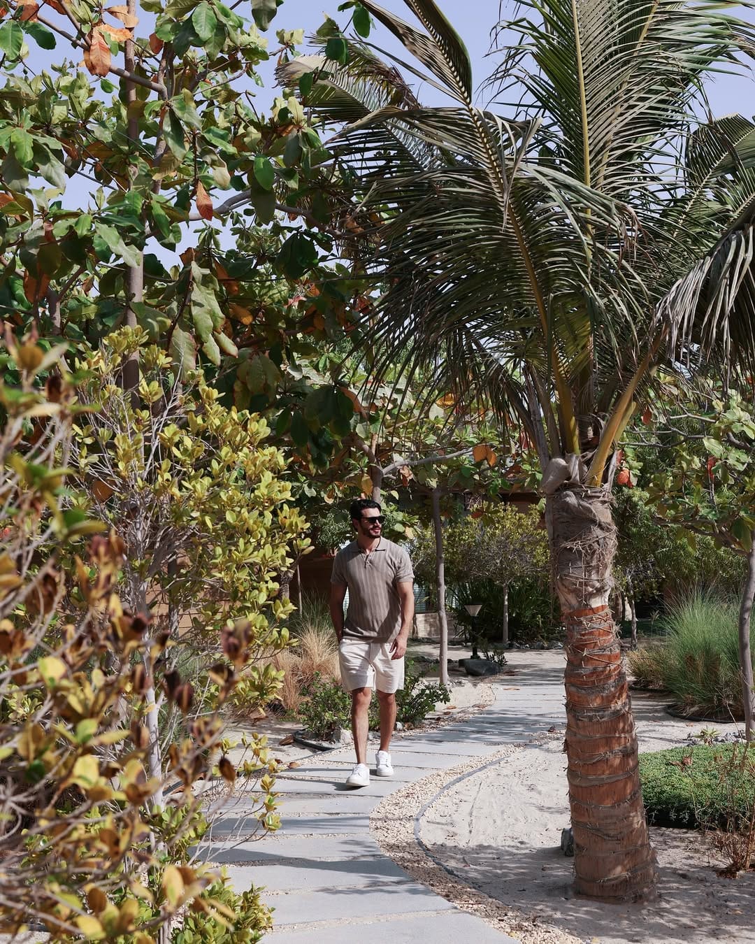 Post 5 by Anantara World Islands Dubai on Instagram (image)