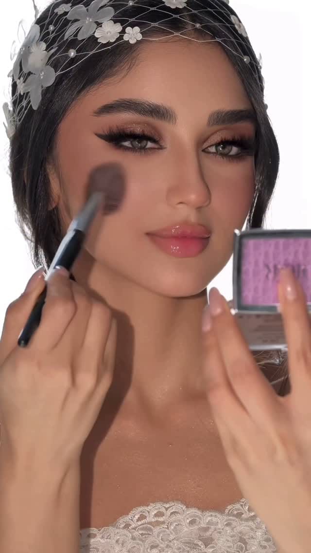 Post 9 by ﻋﻟيّـﺂ ﺂﻟﺑﻟۉﺷيَ ..♡♪' on Instagram (video)
