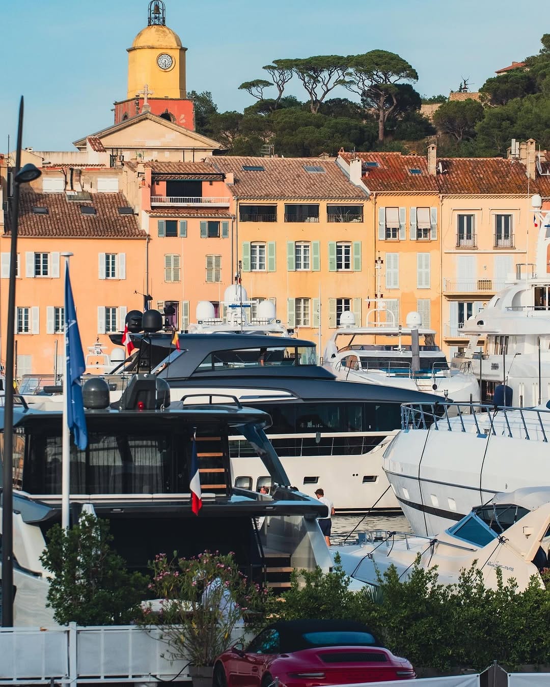 Post 8 by Romain Caballero on Instagram (image)