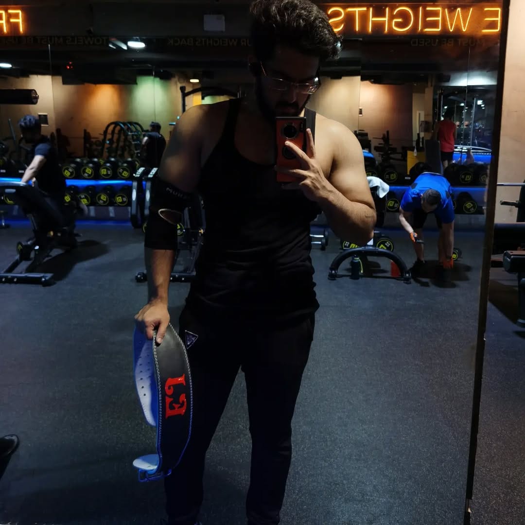 Post 6 by EJ on Instagram (image)