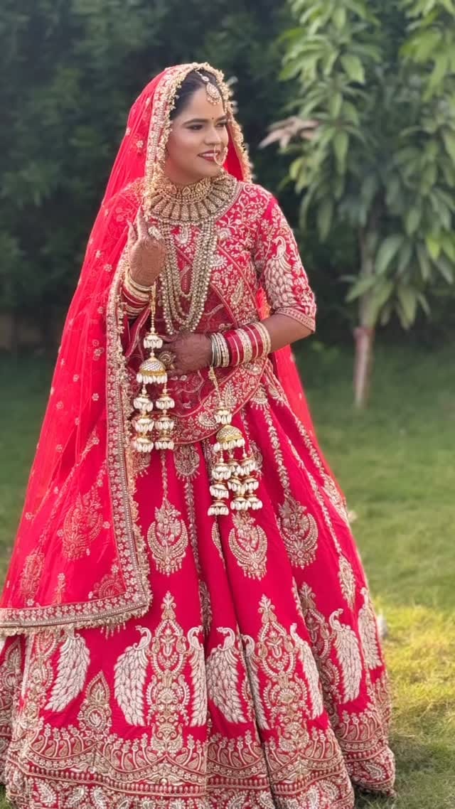 Post 2 by lalitmakeover on Instagram (video)
