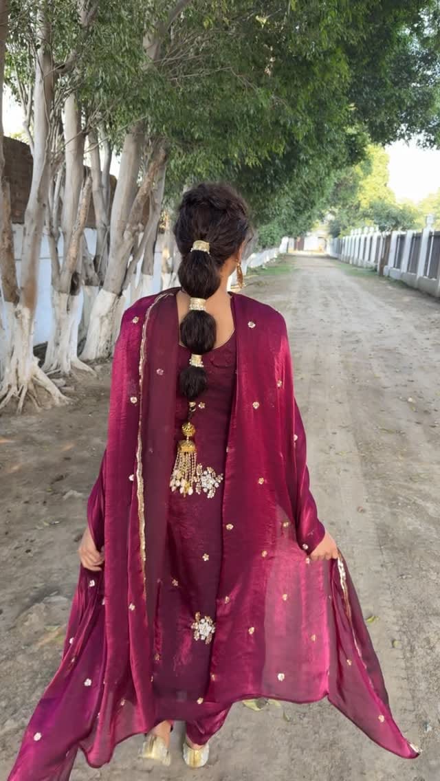Post 7 by lalitmakeover on Instagram (video)