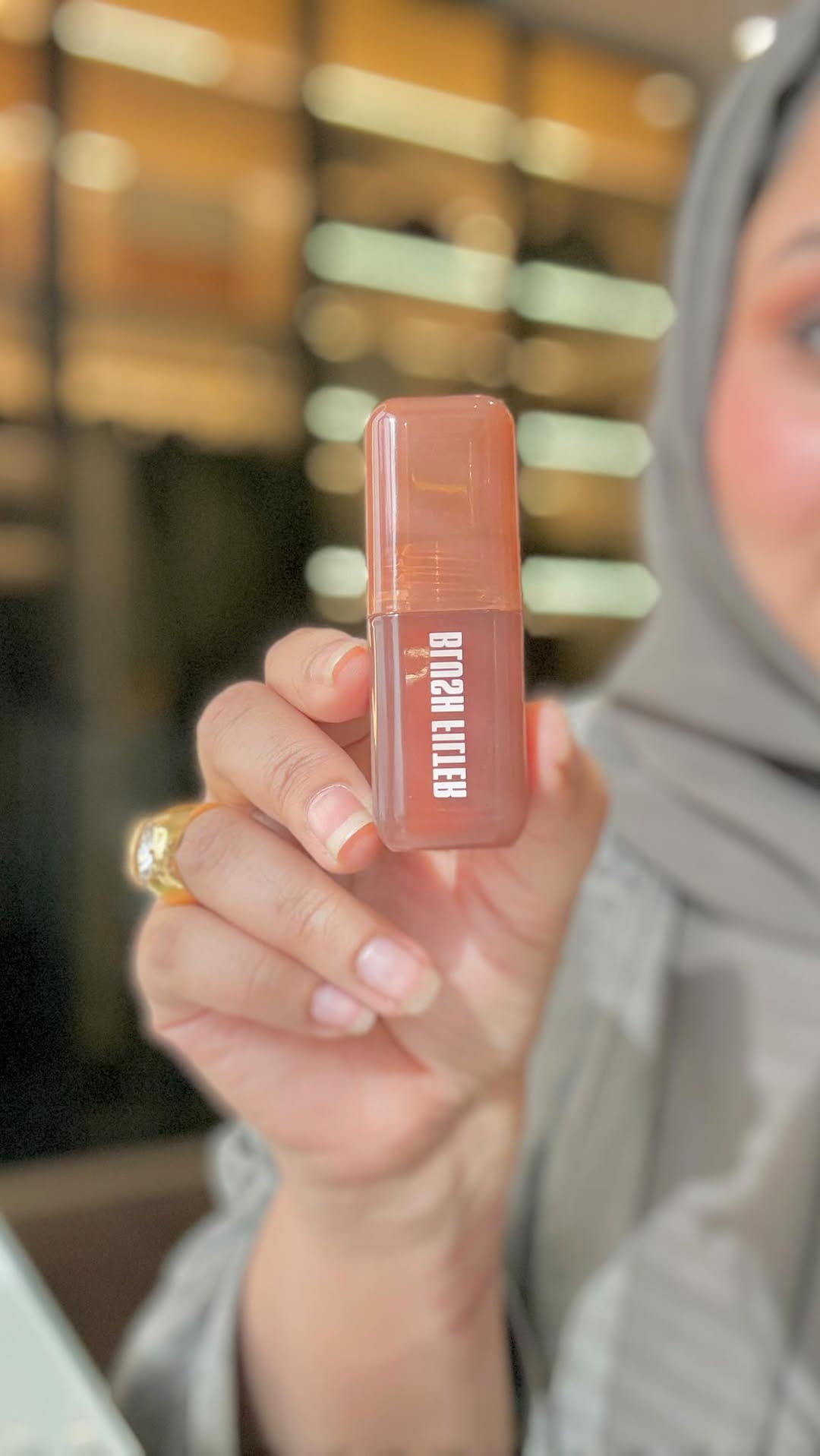 Post 9 by Jisha Yusuf | Makeup Consultant and Educator in Dubai on Instagram (video)