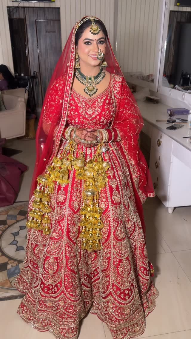 Post 7 by The Face Studio🧿 on Instagram (video)
