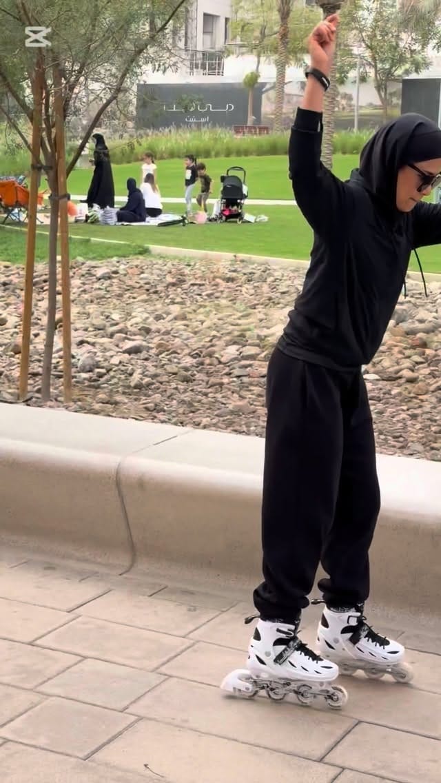 Post 3 by Fitness and Wellness manager FitnGlam Dubai Hills mall Ivana on Instagram (video)