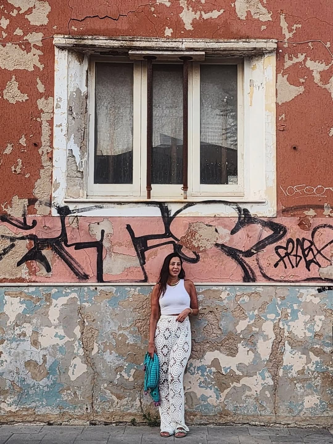 Post 10 by Sara Al-Pachachi on Instagram (carousel)