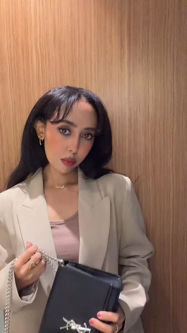 Post 3 by R A N Y A   رانيا on Instagram (video)