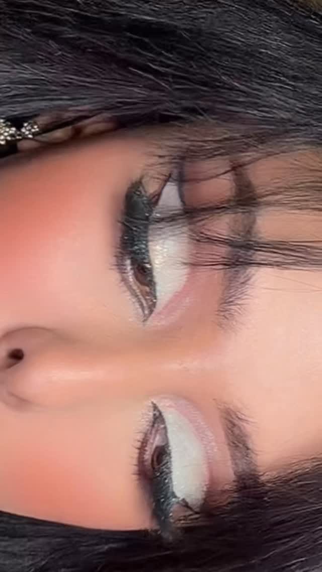 Post 4 by R A N Y A   رانيا on Instagram (video)