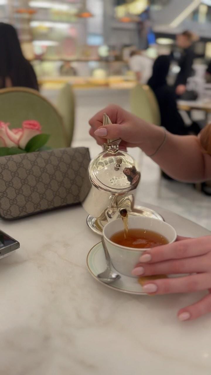 Post 9 by Samantha Heron on Instagram (video)