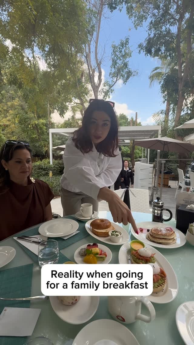 Post 6 by Cynthia Saber on Instagram (video)