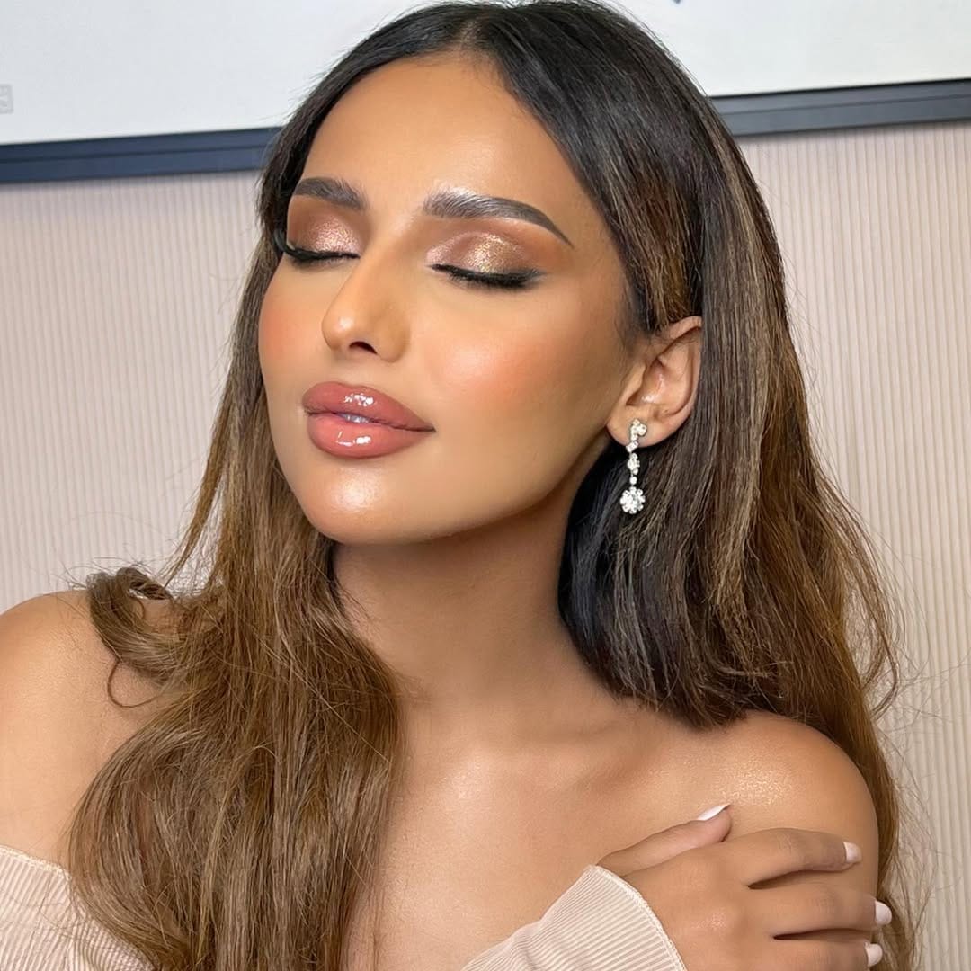 Post 4 by NGH MAKEUP ARTIST on Instagram (image)