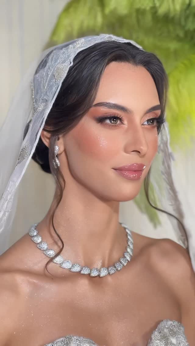 Post 6 by ســـلامـــه آرتـــســت 💄 on Instagram (video)