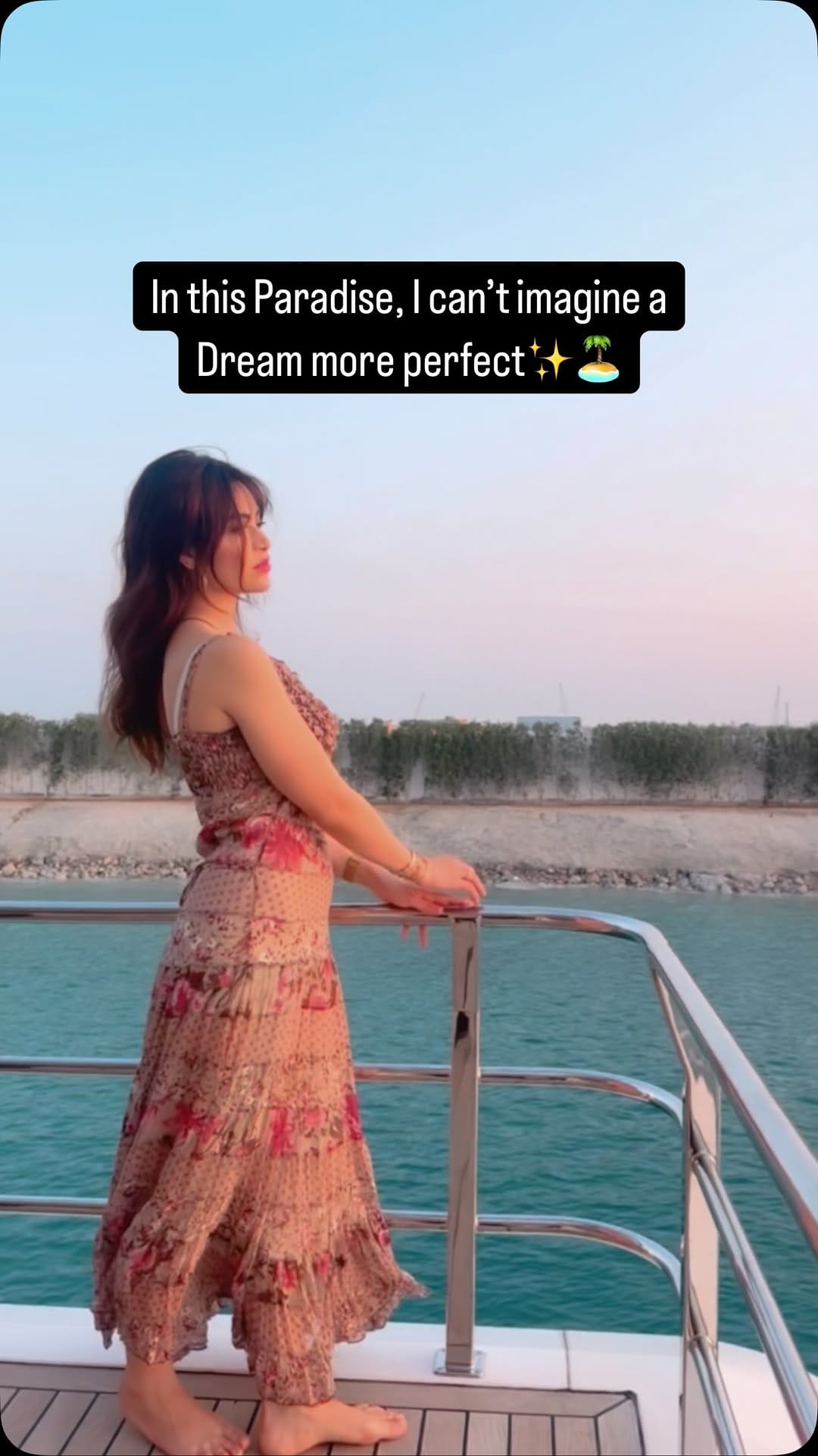 Post 9 by Roula🦋رولا on Instagram (video)