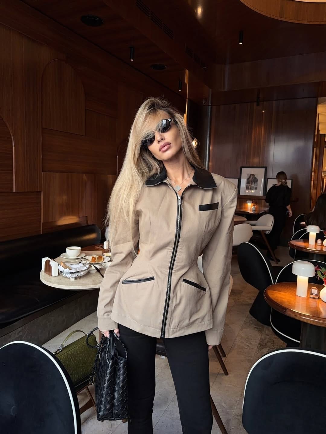 Post 4 by POP-UP BOUTIQUE on Instagram (carousel)