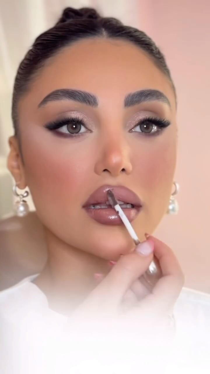 Post 5 by Luxury Bridal Makeup Artist ✨ on Instagram (video)