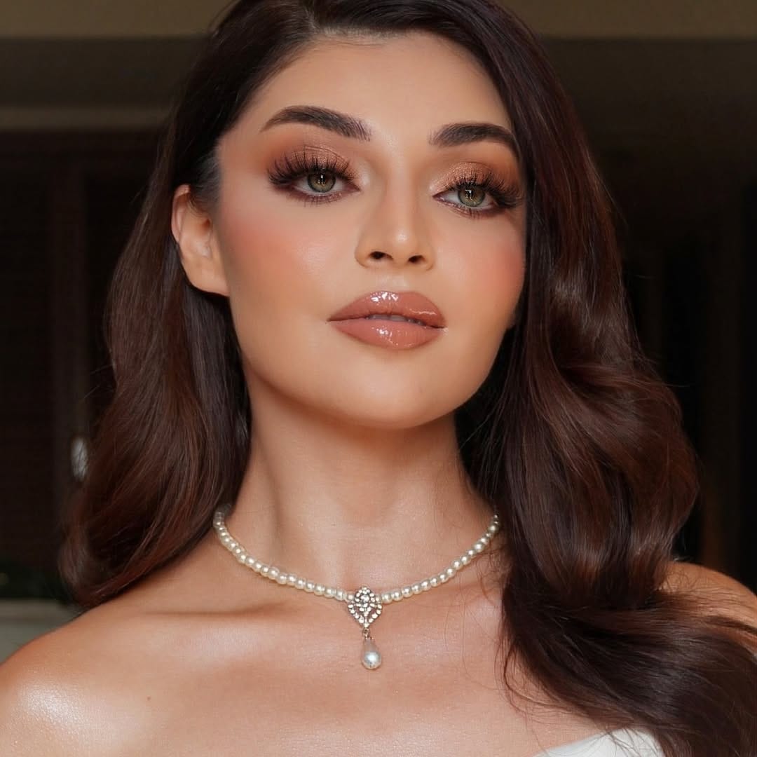 Post 1 by Dubai Makeup Artist & Educator on Instagram (image)