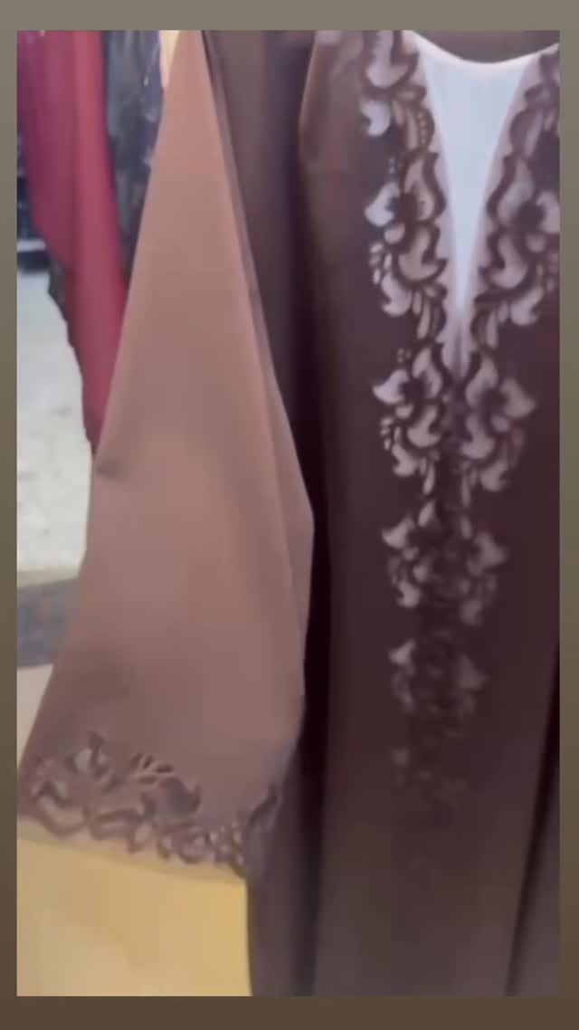 Post 2 by 🔶  🔸 H.L. Abayas 🔸🔶 on Instagram (video)