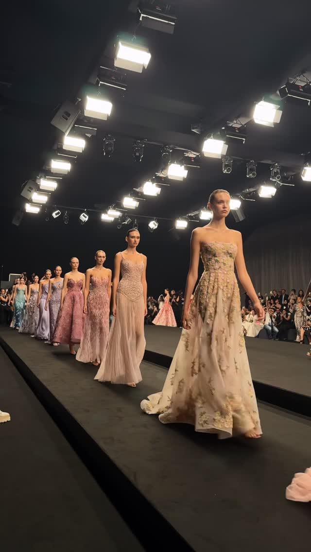 Post 6 by HEBAJASMI on Instagram (video)