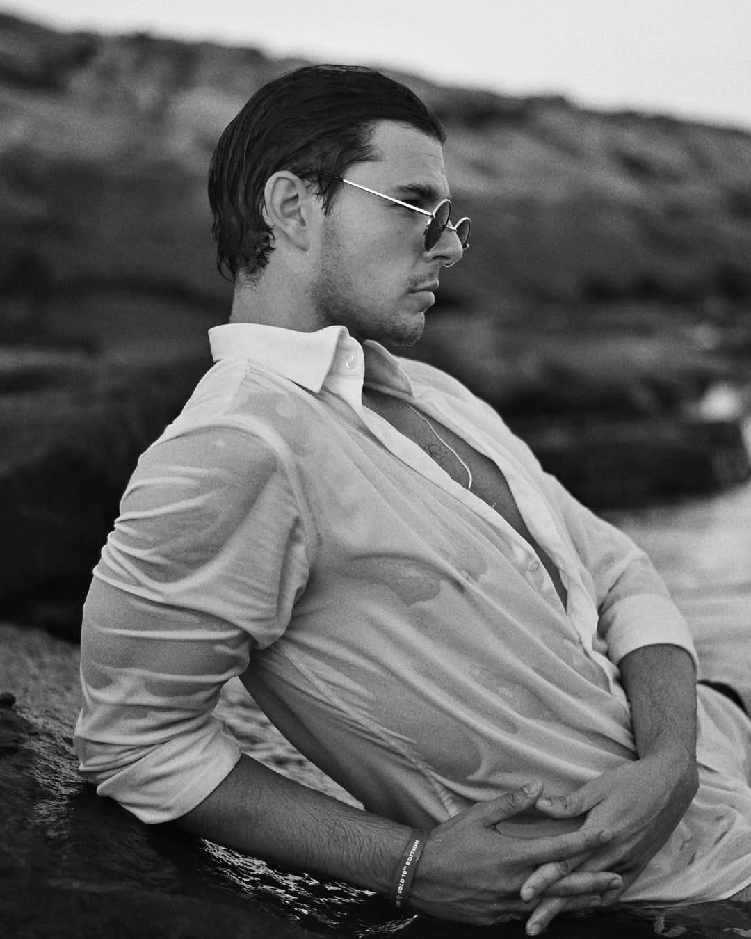 Post 8 by Dubai Model | Actor | Content Creator on Instagram (carousel)