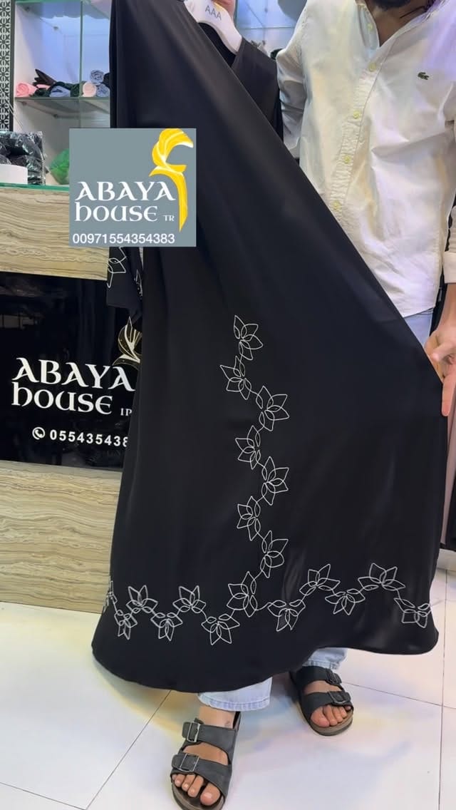 Post 3 by Abaya House on Instagram (video)