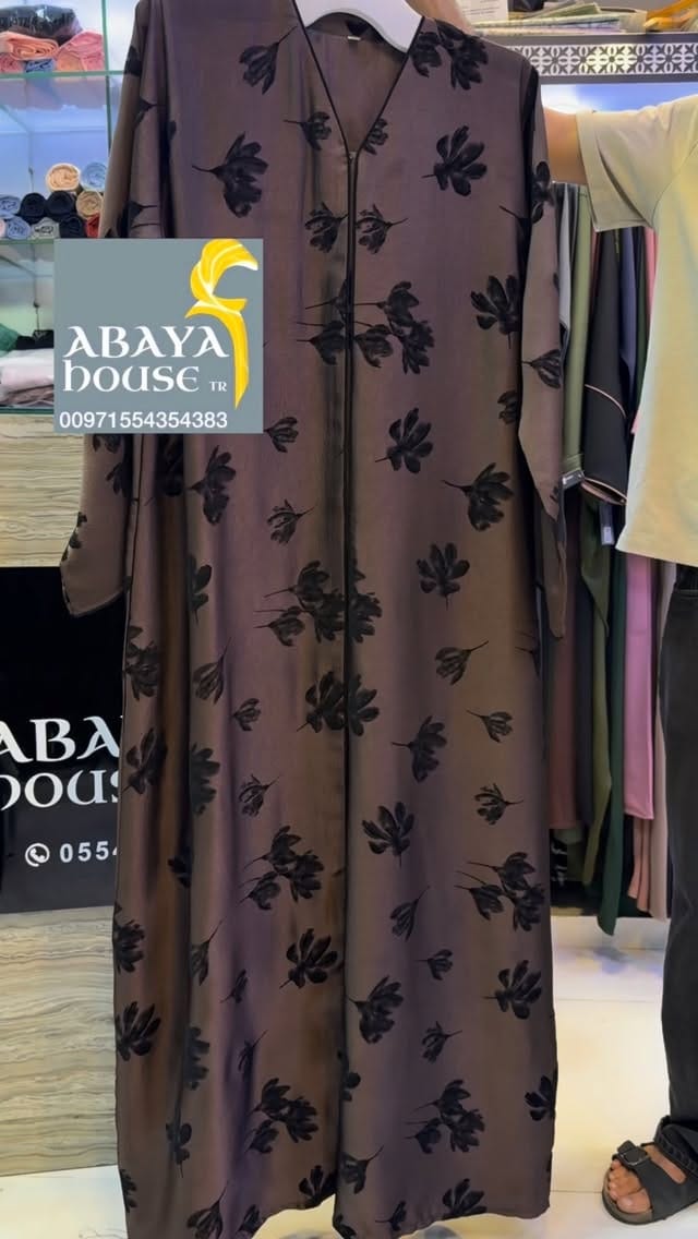 Post 4 by Abaya House on Instagram (video)