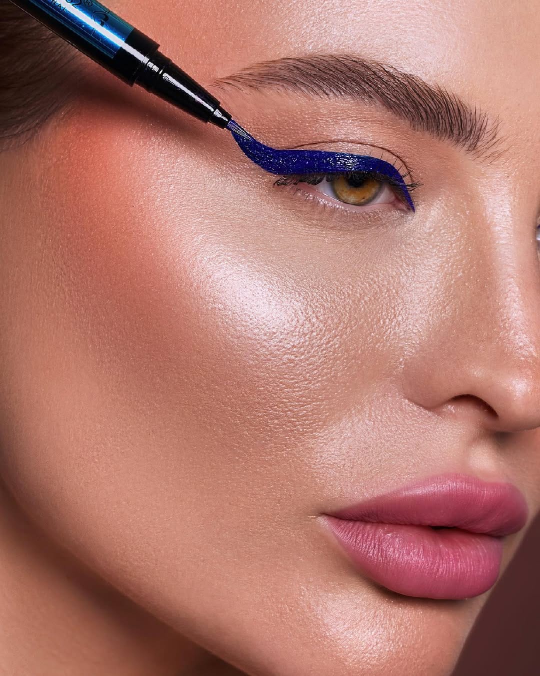 Post 5 by Katrina . Model 💄 on Instagram (image)