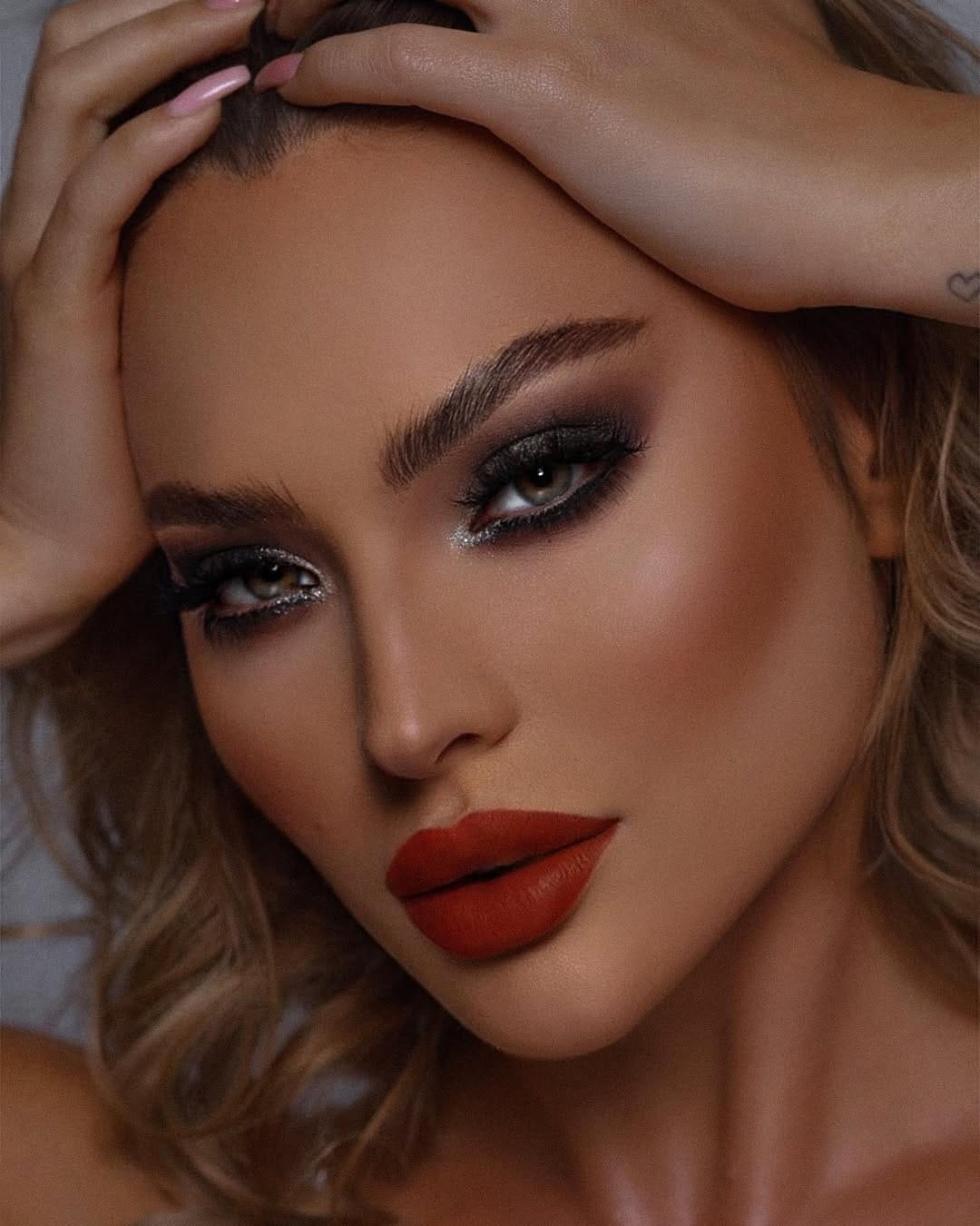 Post 4 by Katrina . Model 💄 on Instagram (image)