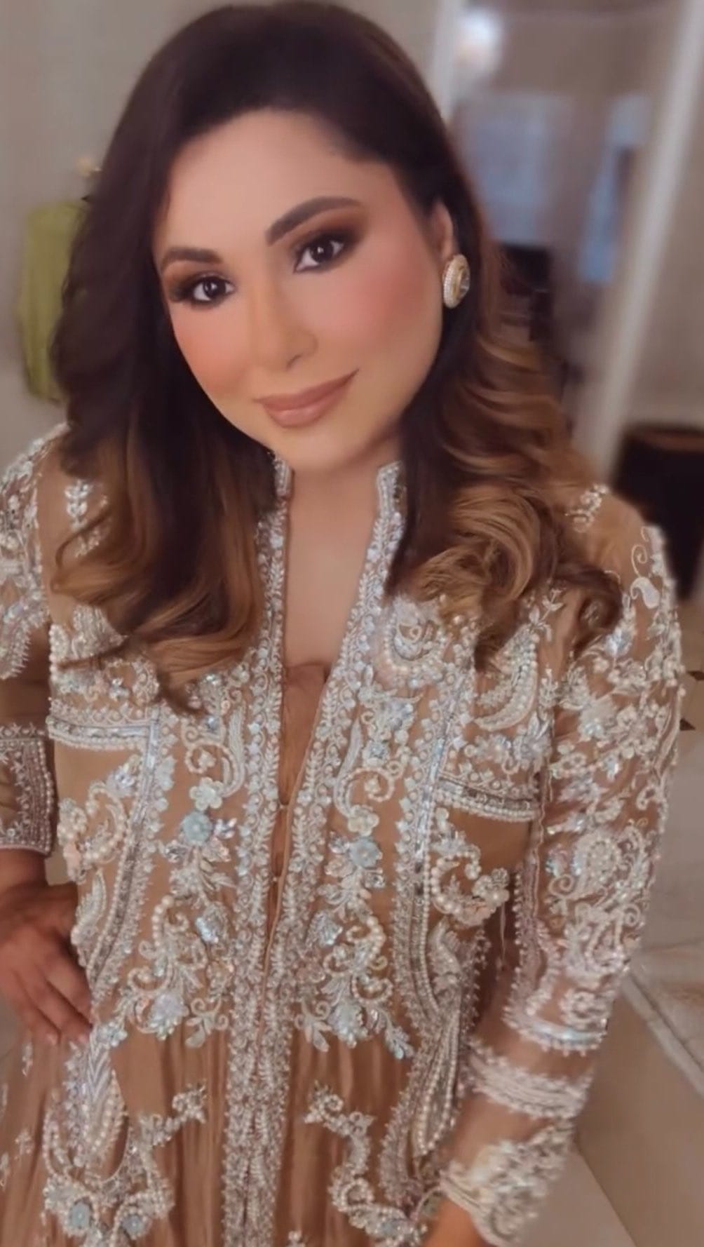 Post 7 by Saba Asad on Instagram (video)