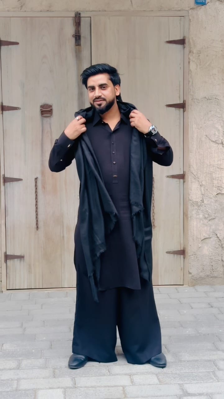 Post 6 by Aamir Afroz on Instagram (video)