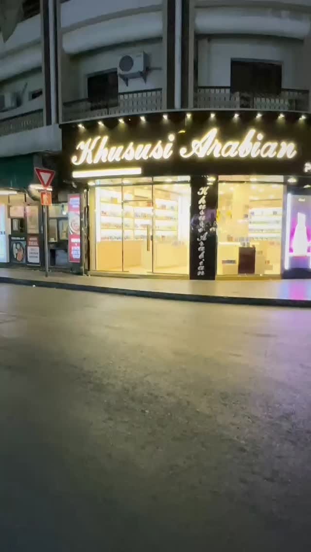 Post 7 by JUMEIRA 2000 on Instagram (video)