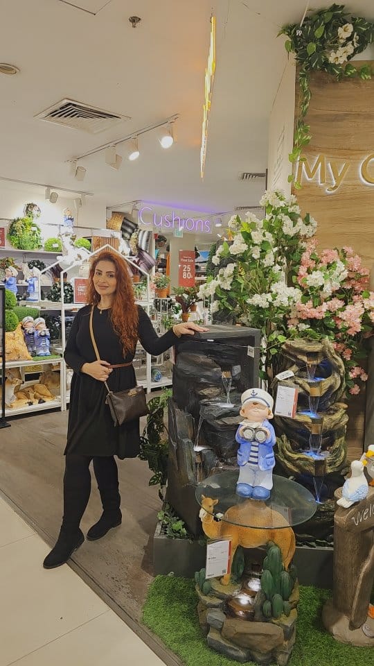 Post 5 by Sali Mardli on Instagram (video)