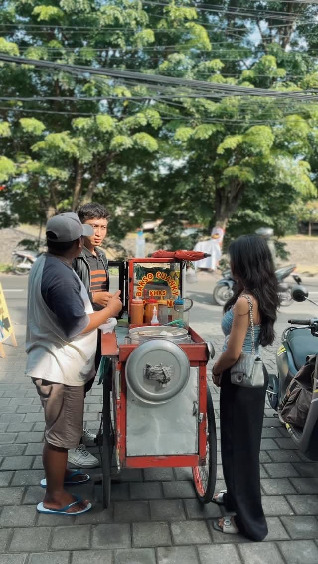 Post 2 by I Gede Indra Wijayantara, S.M. on Instagram (video)