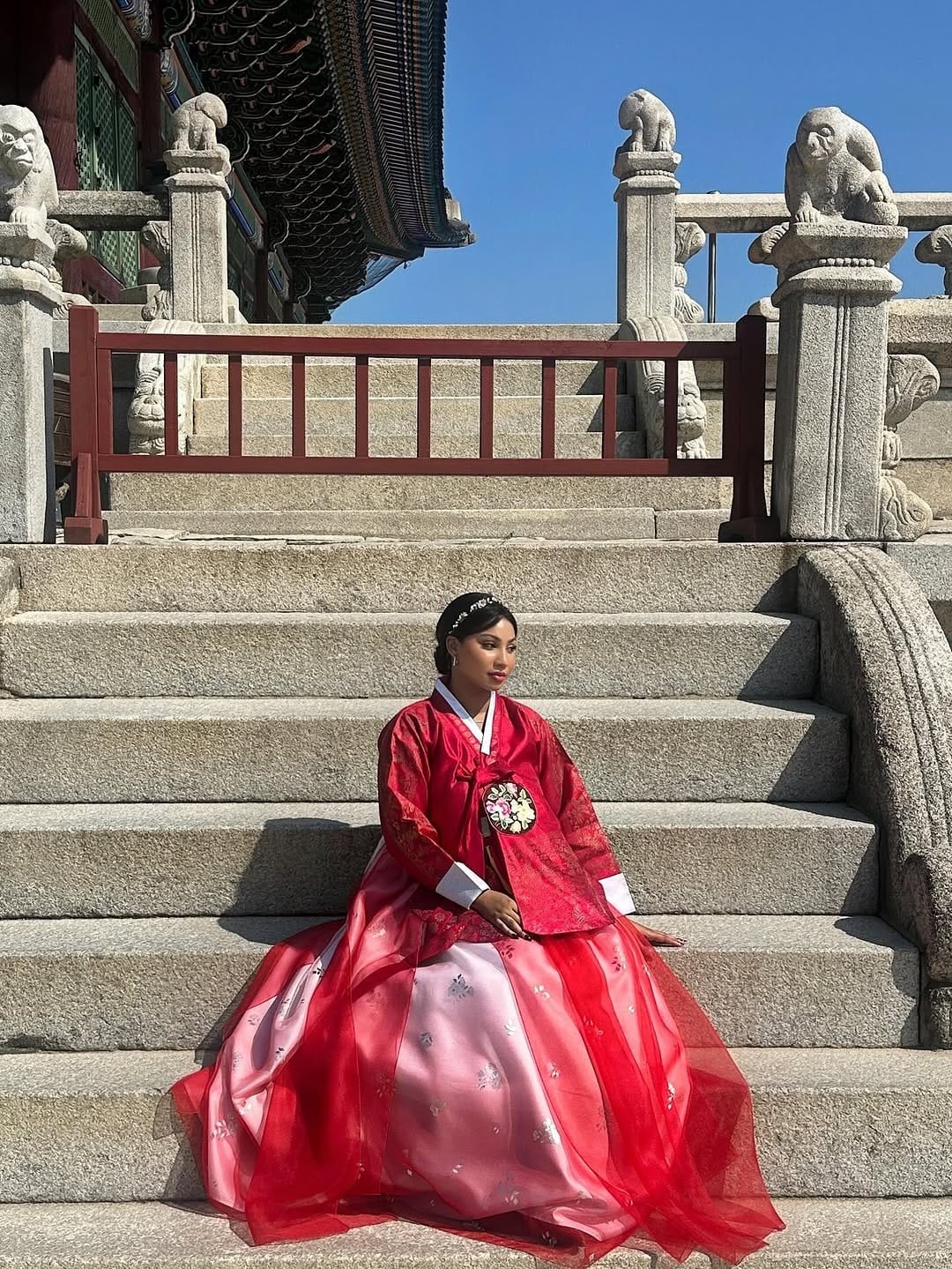 Post 10 by ALICIA · 김수아 on Instagram (carousel)